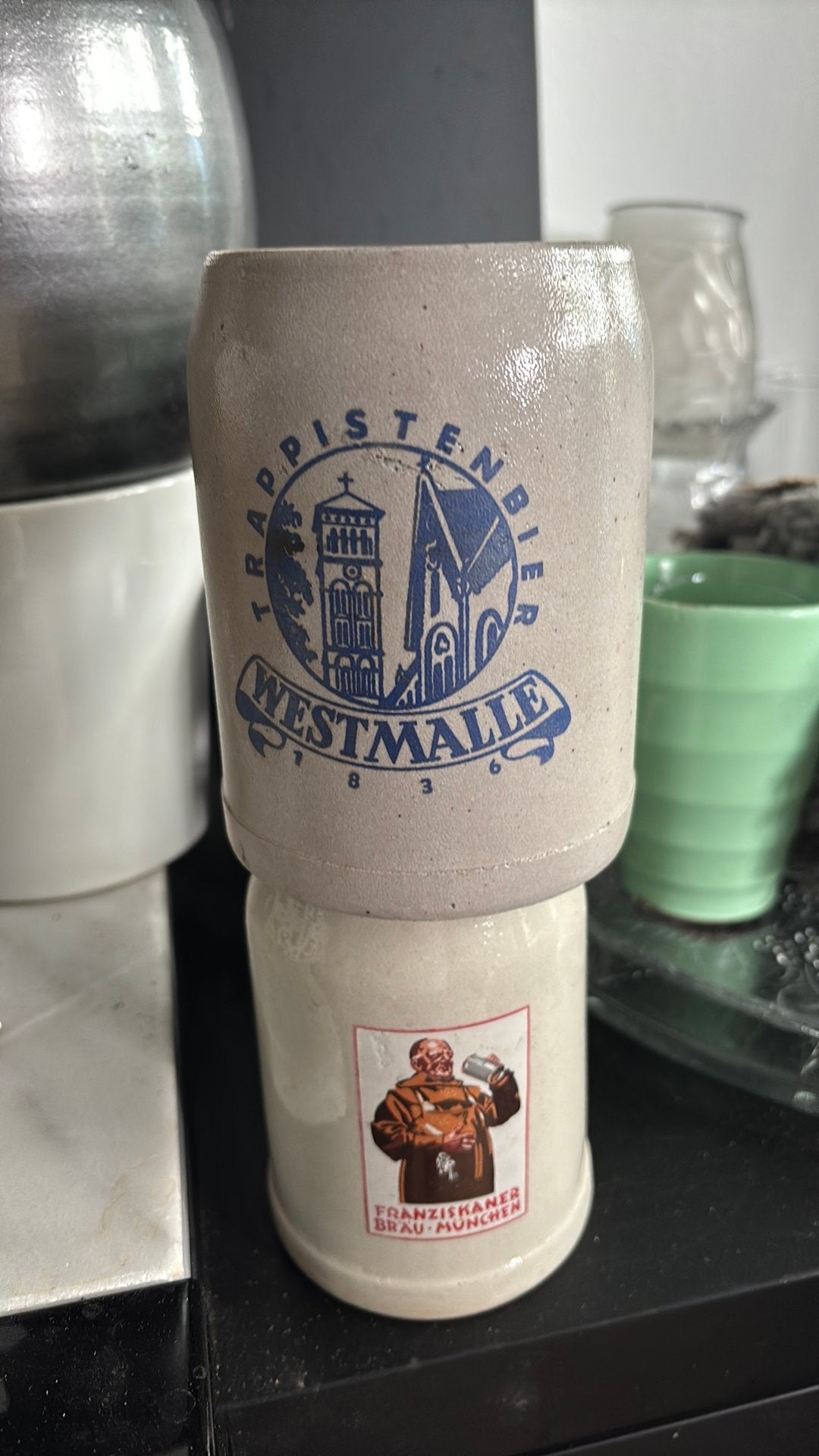 2 vintage mugs from 1980s collection, Ophalen, Gebruikt
