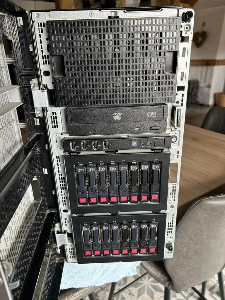 Serveur hp proliant 2x intel xeon 128gb de ram, Ophalen, Zo goed als nieuw