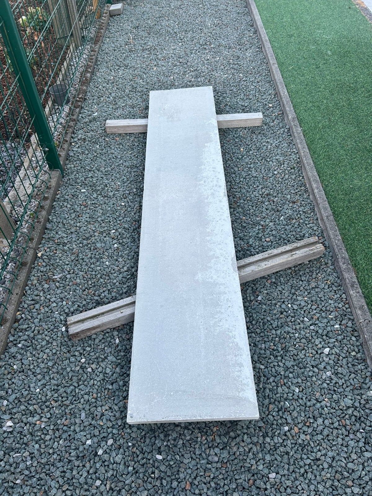 Betonnen tussenpaal + plaat, Doe-het-zelf en Bouw, Ophalen, Nieuw