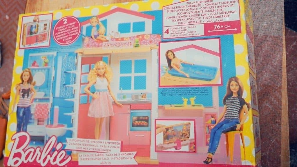Babarbie poppenhuis en poppen, Ophalen, Gebruikt, Poppenhuis