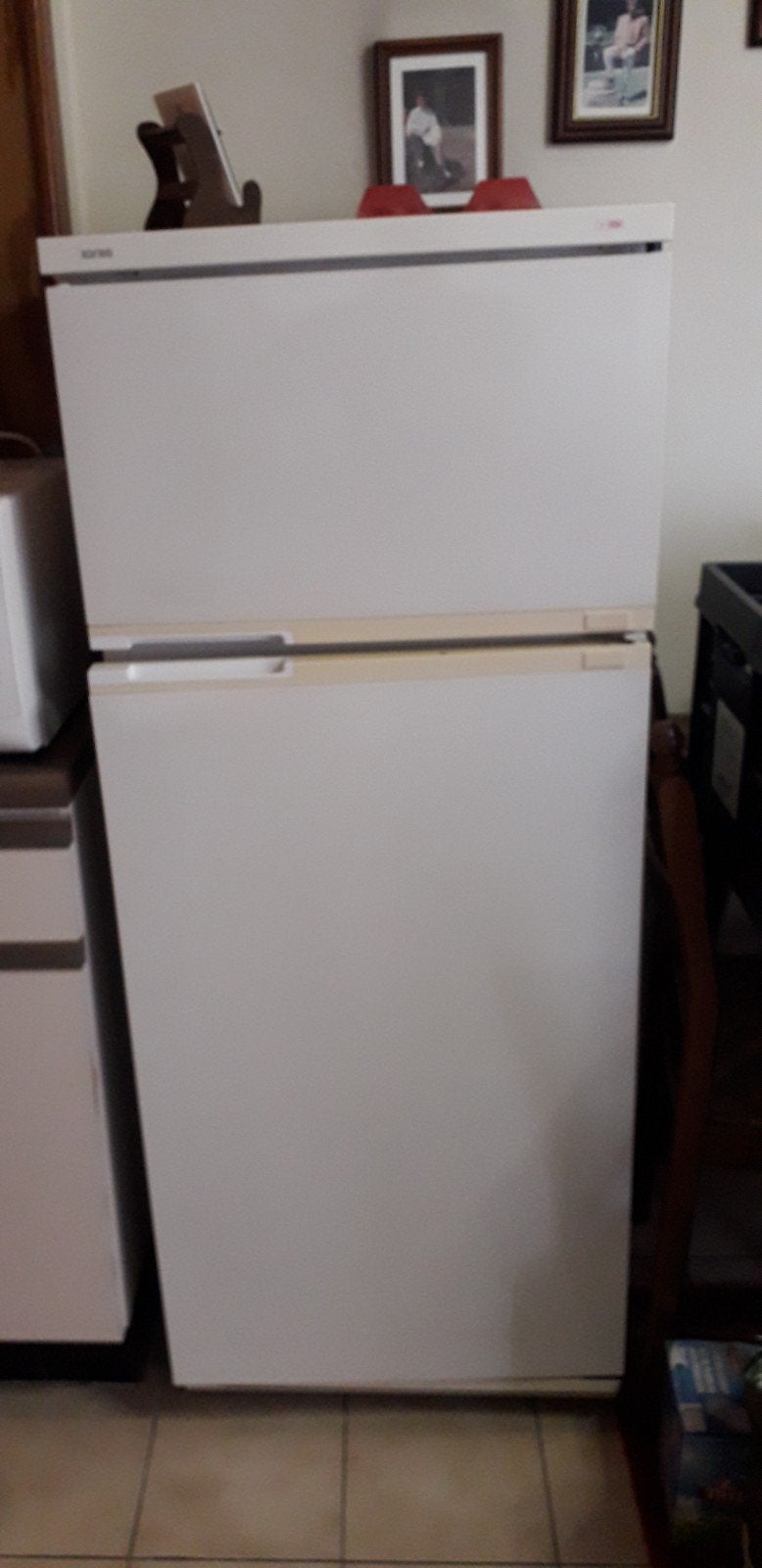 ijskast met vriezer 1m 40 hoogte, Elektronische apparatuur, Koelkasten en IJskasten, Ophalen