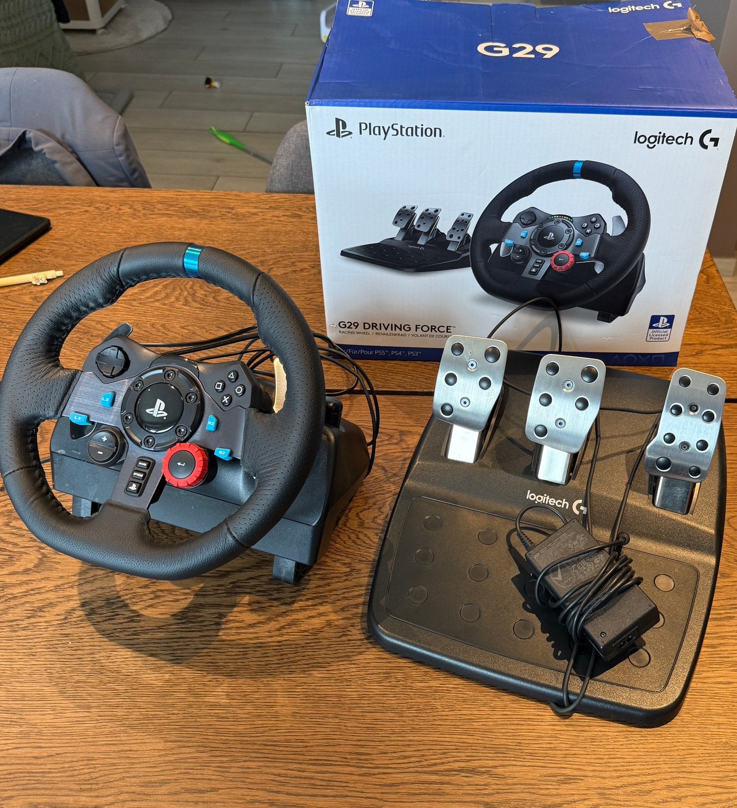 Logitech G29 Racing Wheel + Pedalen – Zo goed als nieuw, Games en Spelcomputers, Spelcomputers | Sony Consoles | Accessoires, Ophalen