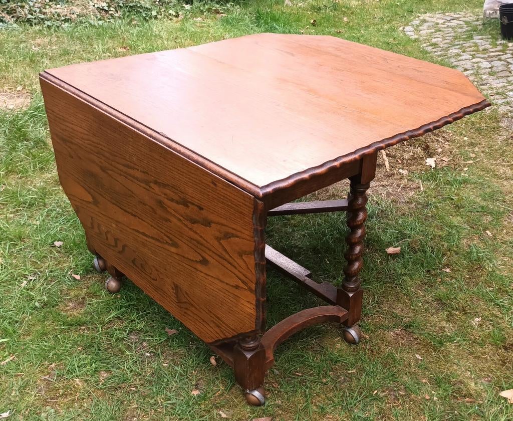 Gateleg /hangoor tafel, Ophalen