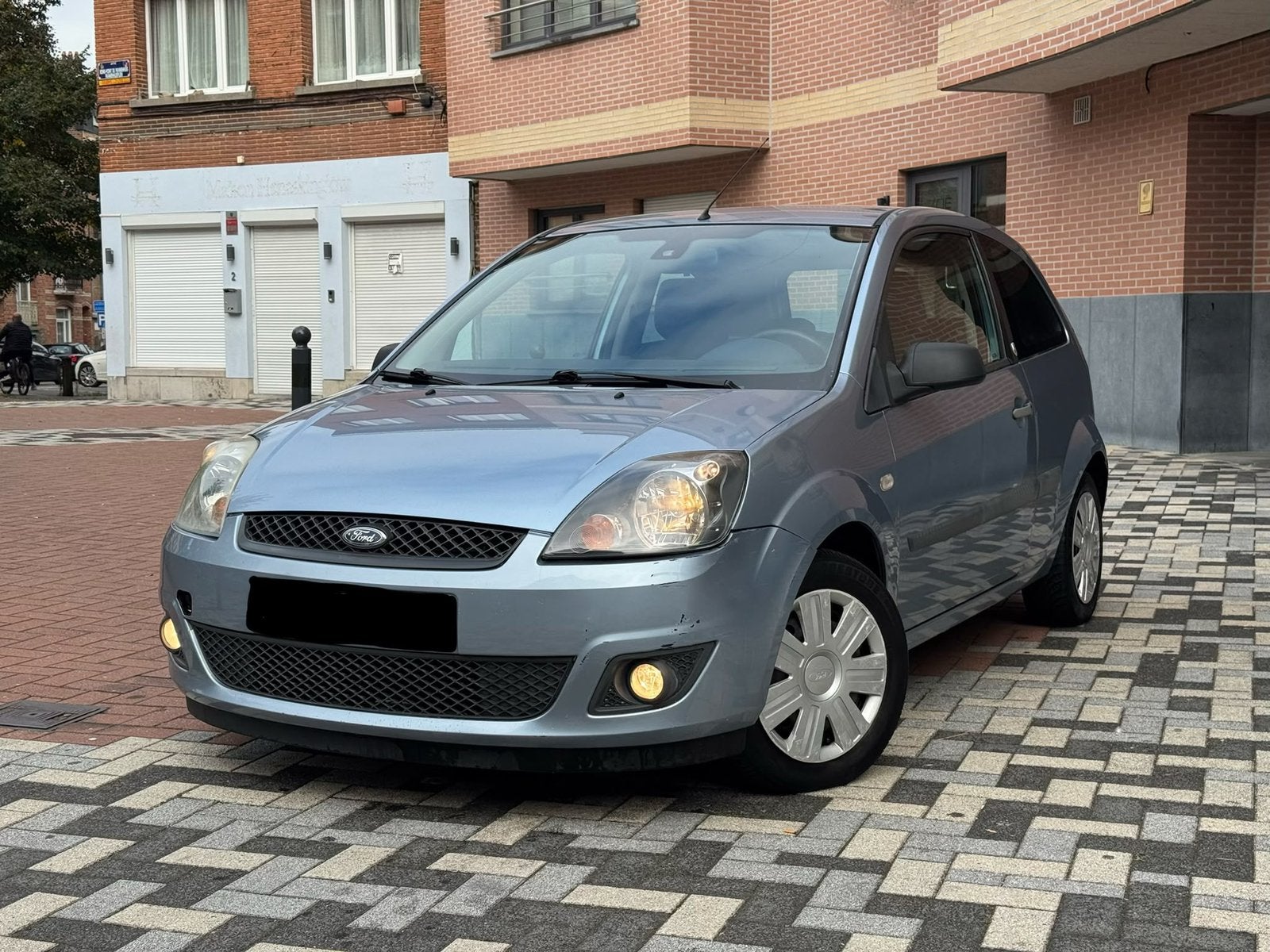 Ford fiesta essence prête à immatriculer, Autos, Achat, 1299 cm³, Boîte manuelle, Noir