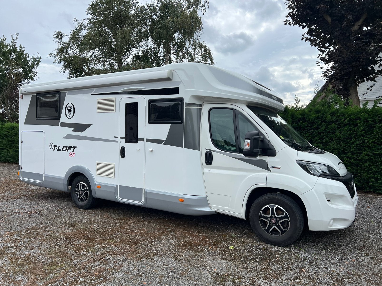 Elnagh T-loft 2023 automaat 39812 Km Fiat, Automaat, Standaard zit, Ringverwarming, Fiat