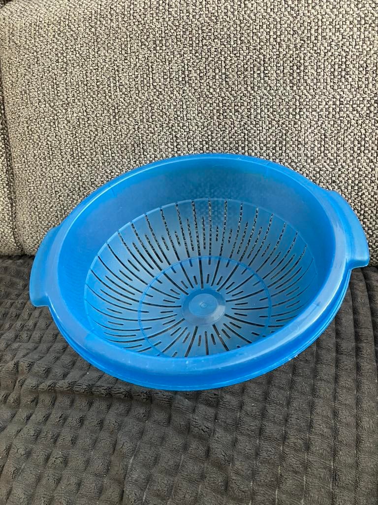 Groot vergiet 24 cm diameter, Ophalen of Verzenden, Zo goed als nieuw