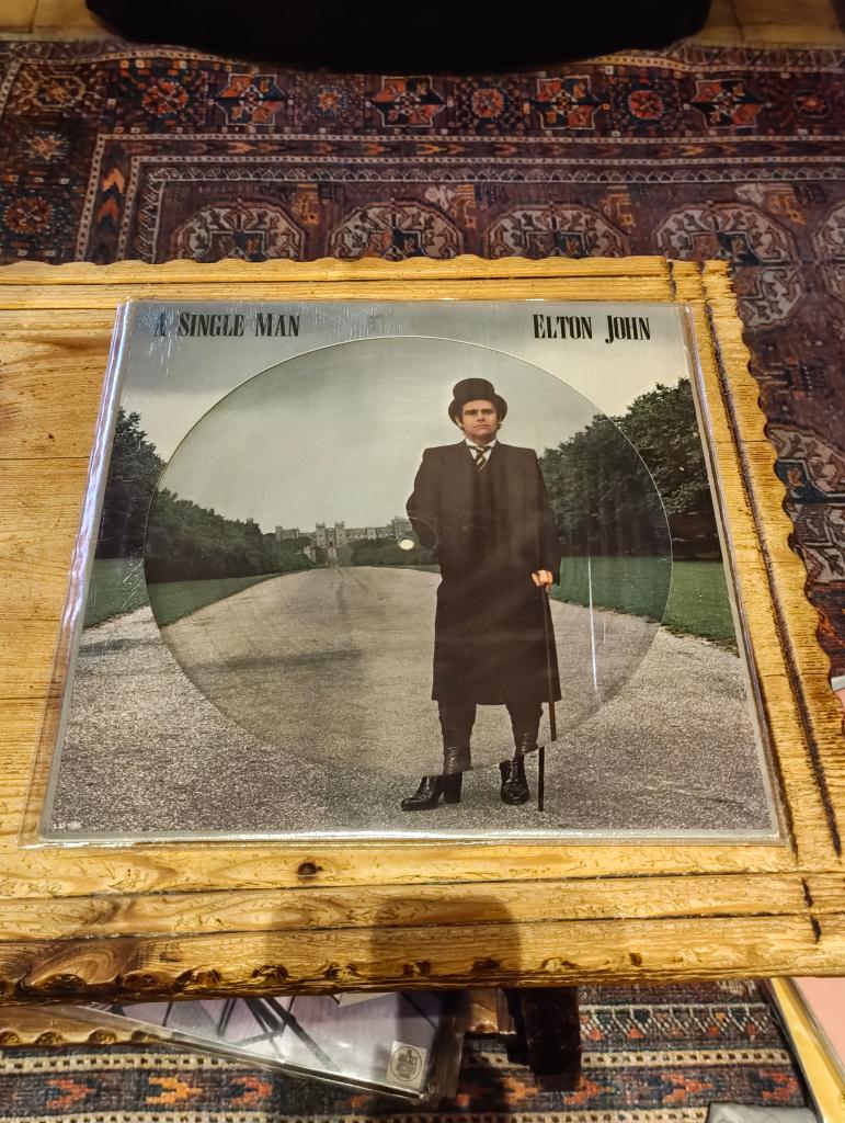 2 Lp's van Elton John, Verzenden, 1970 - 1979, Zo goed als nieuw, Overige formaten