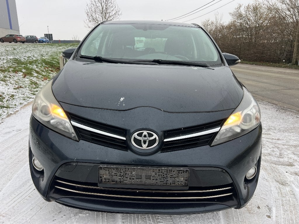 7 Place Toyota Verso 1.6 Diesel, Auto's, Euro 5, 7 zetels, Bedrijf, 5 deurs