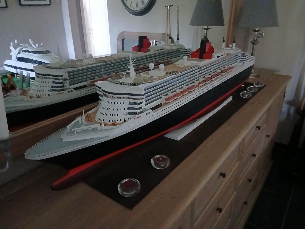 QM2 of Queen Mary 2 RC Graupner 1/200, Ophalen, Nieuw, 1:50 tot 1:200, Overige merken