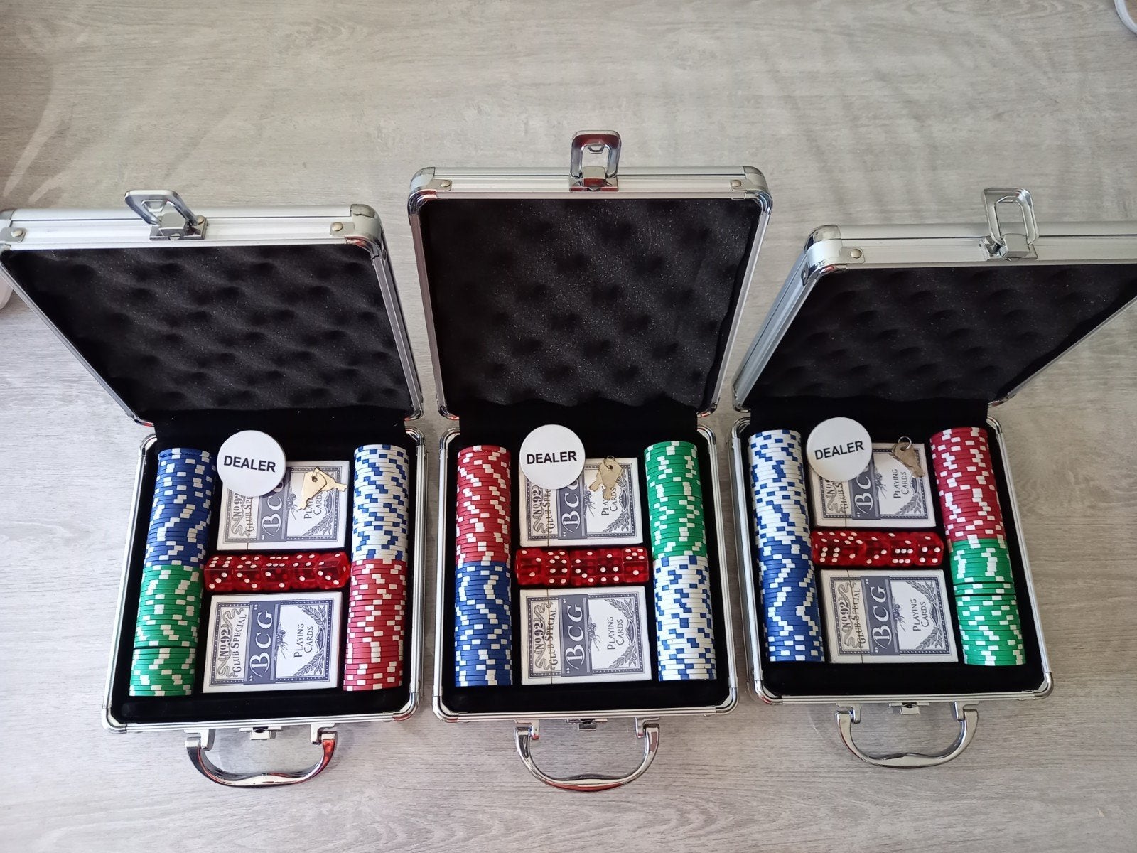 poker, Vijf spelers of meer, Ophalen, Zo goed als nieuw