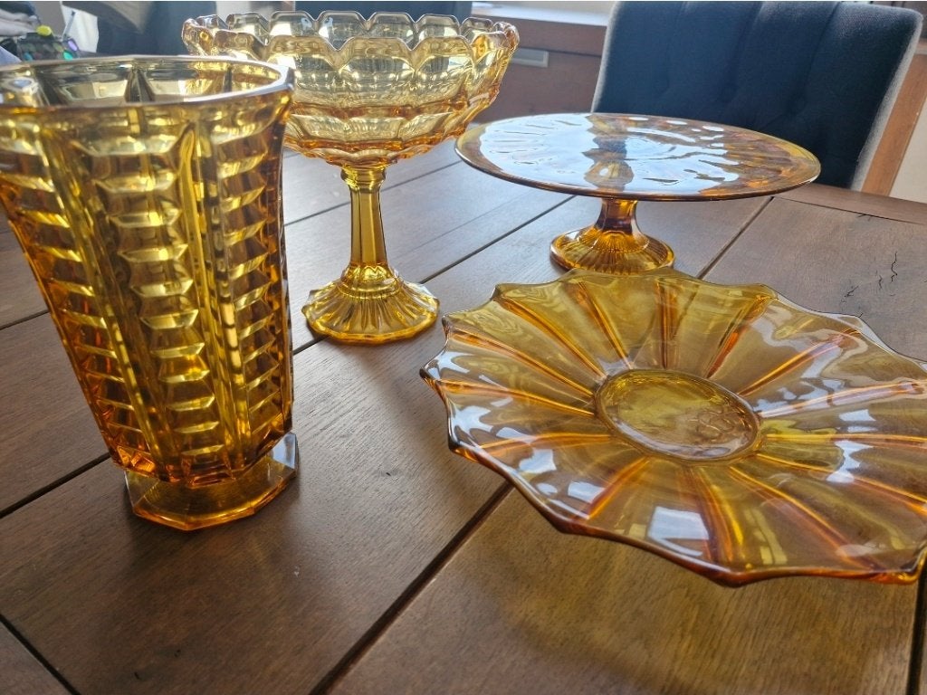 Amberkleurige glasset 1960-1980, Ophalen
