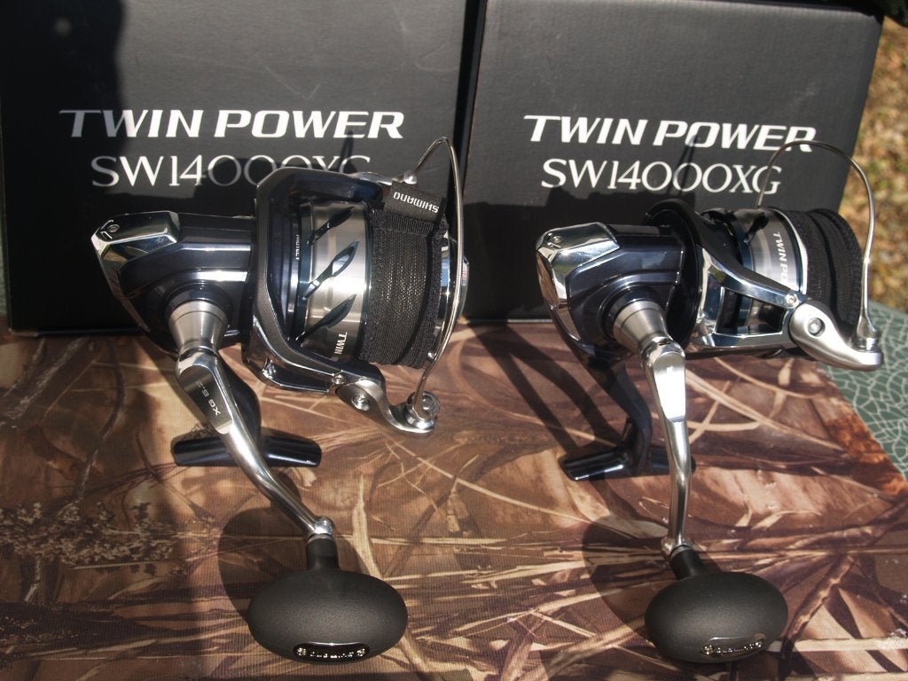 2 NIEUWE Shimano Twinpower 14000 Xg haspels + vlecht+hoes, Ophalen of Verzenden, Nieuw, Molen