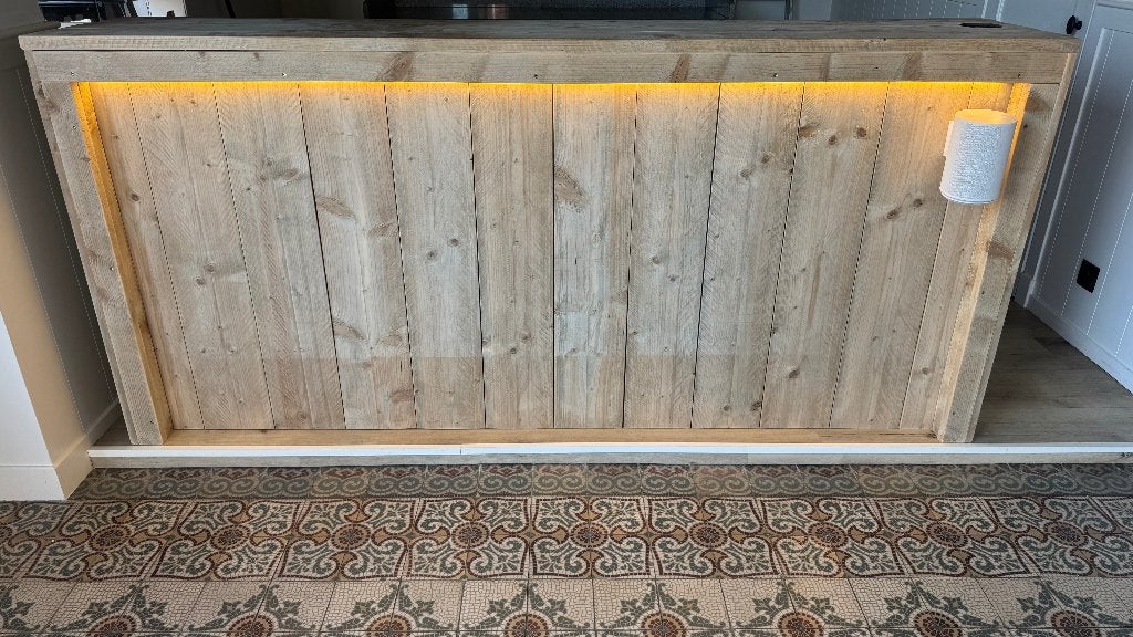 Steigerhouten toonbank met indirecte LED verlichting, Ophalen, Gebruikt, Toonbank