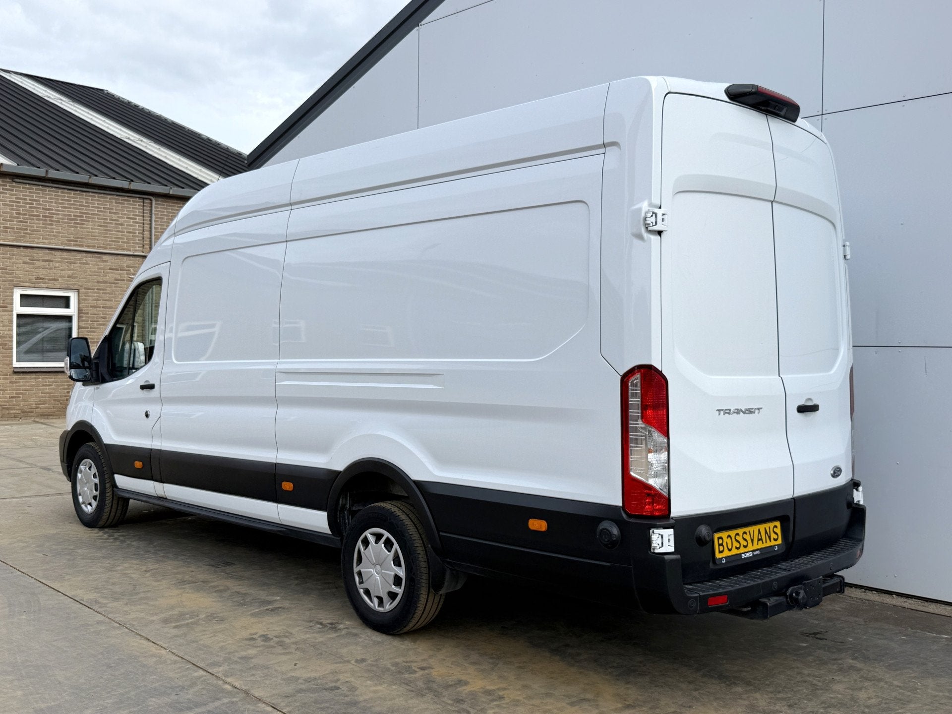 Ford Transit DC 2.0 TDCI 165PK L4H3 Dubbele Cabine Airco Cru, Autos, Camionnettes & Utilitaires, Achat, Entreprise, Boîte manuelle