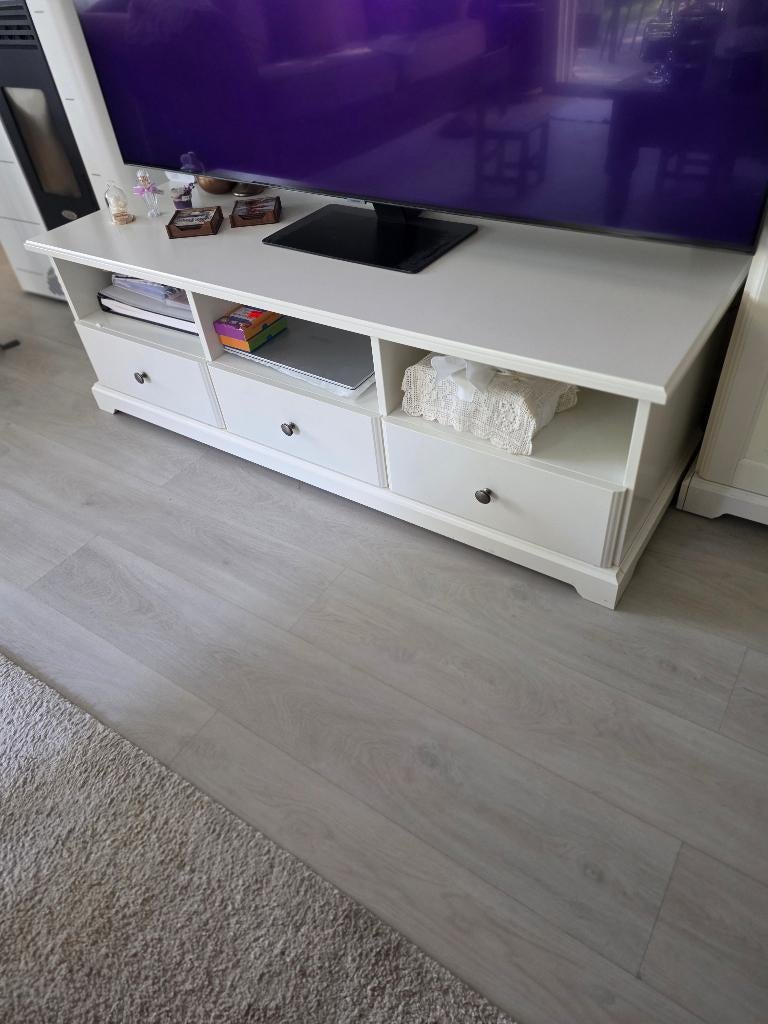 Tv meubel kast 70 euro, Ophalen, Kunststof, 100 tot 150 cm, Minder dan 100 cm