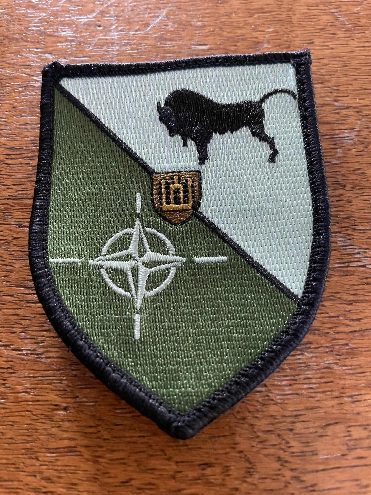 NATO enhanced Forward Presence (eFP) Battle Group Lithuania, Enlèvement ou Envoi, Armée de terre, Emblème ou Badge