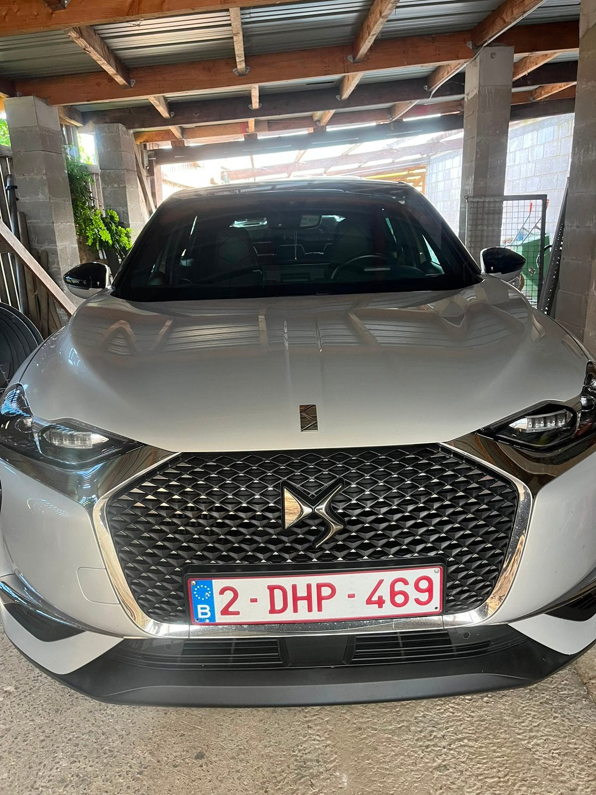 DS 3 Crossback So Chic 1.2 PureTech 130 pk EAT8 automaat, Auto's, DS, Dealer onderhouden, Regensensor, Leder, 5 deurs