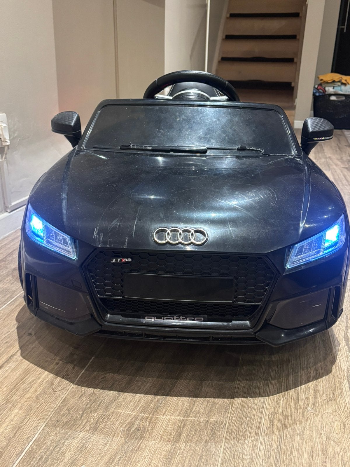 Voitures électriques - Audi TT, Utilisé