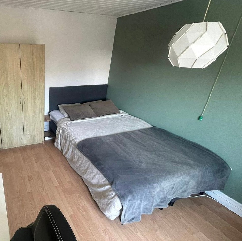 Mooie boxspring 140x220 - MOET WEG!, Ophalen, Gebruikt, 140 cm, Twijfelaar