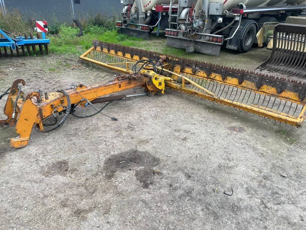 Herder MX550 maaikorf 5.5 mtr met verlenggiekCW30 en CW10, Articles professionnels