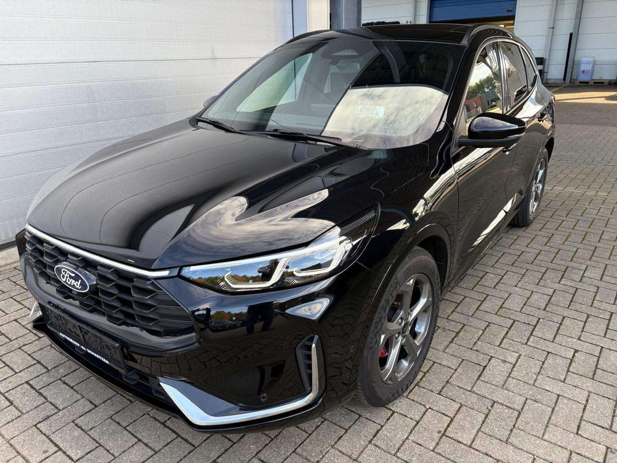 Ford Kuga ST-Line X (année de construction 2025), Achat, Euro 6, 242 ch, Noir