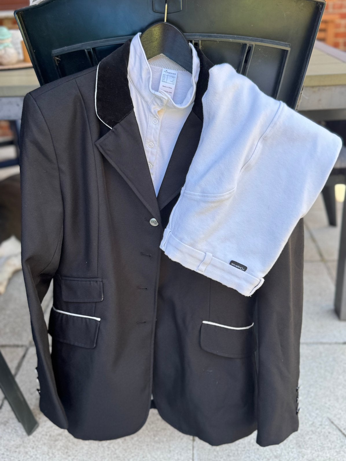 Wedstrijd uniform, Dieren en Toebehoren, Paardrijkleding, Gebruikt, Dames, Overige disciplines, Fouganza, Wit, Ritssluiting, Overige schoenmaten