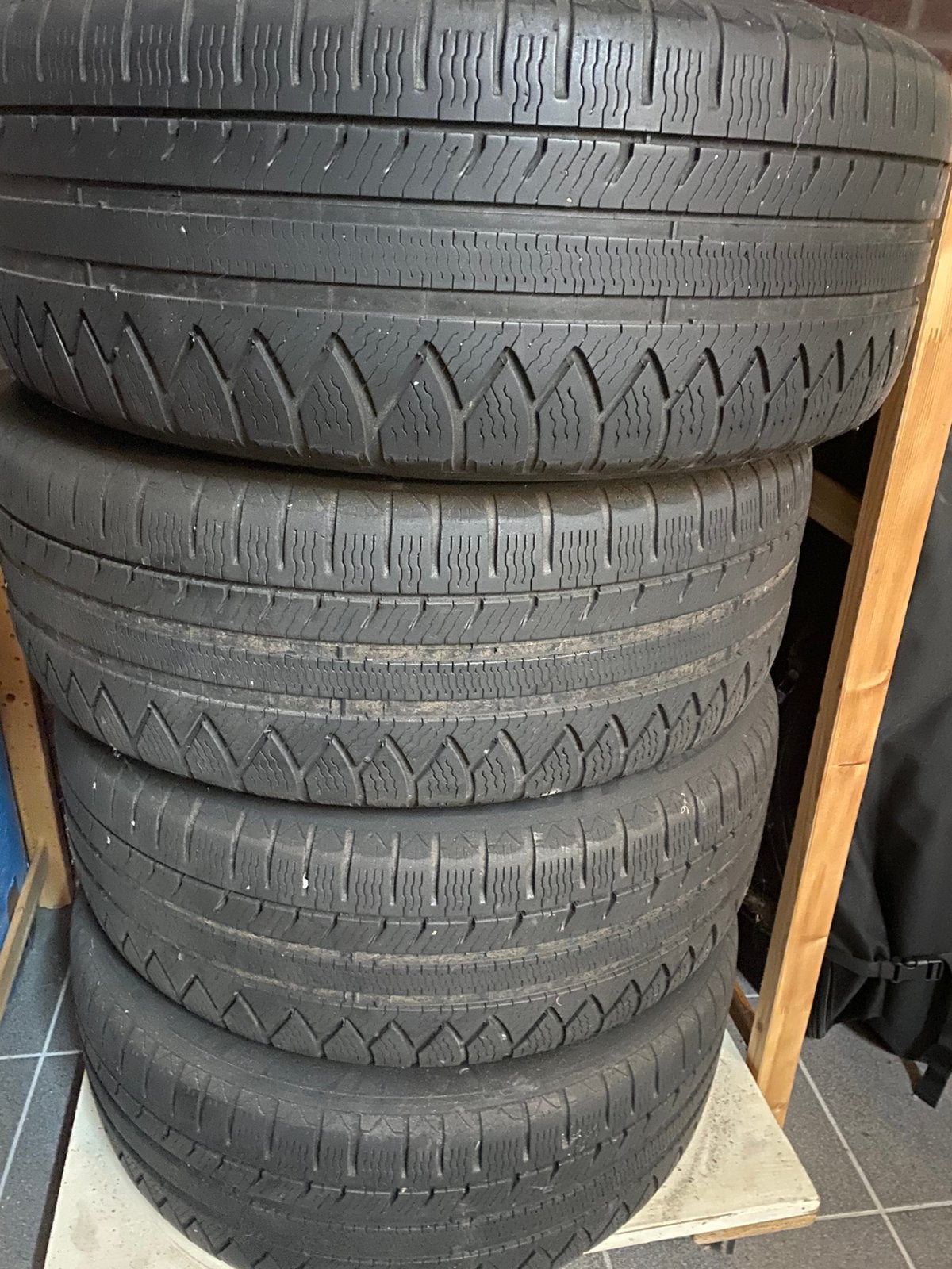 4 Michelin Winterbanden met velg Dezent maat 225/55 R17, Ophalen, Gebruikt
