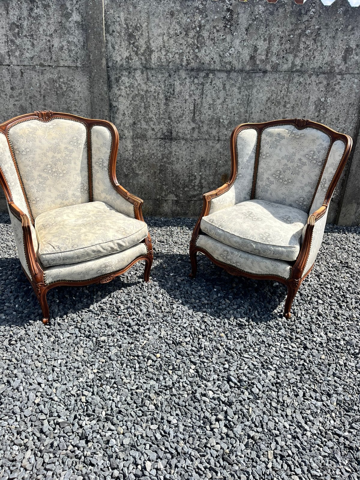 2 zetels Bergere, Ophalen