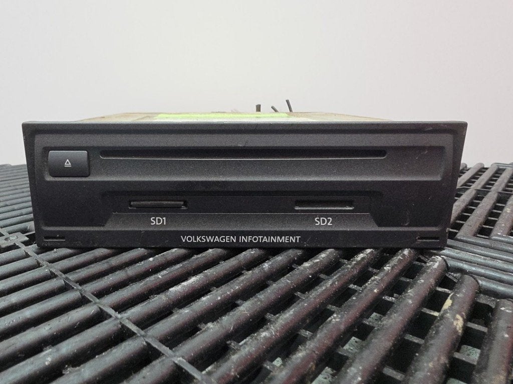 MODULE GPS Volkswagen Golf VII (AUA) (|3Q0035846|), Autos : Pièces & Accessoires, Volkswagen, Utilisé, Lisa.Scalzo@aptiv.com, Aptiv PLC
