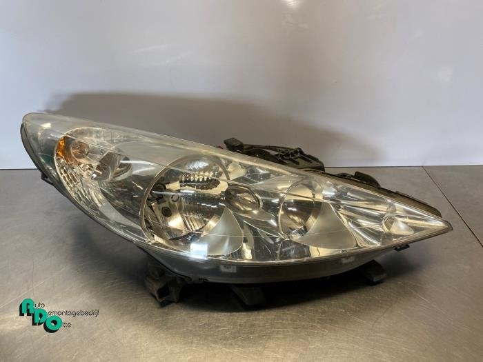 Phare droit d'un Peugeot 207 (207 06-), Autos : Pièces & Accessoires, -, 3 mois de garantie, Utilisé, -