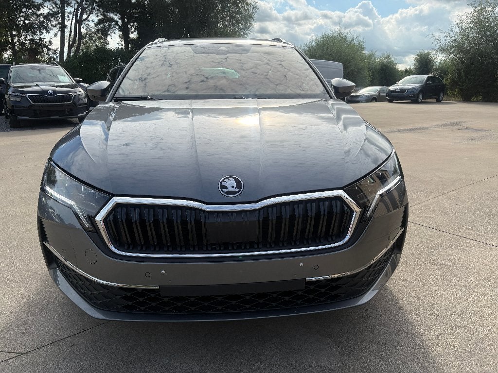 Skoda Octavia Combi 1.5 TSI Facelift + Leder / Alcantara‼️, Auto's, Skoda, Voorwielaandrijving, Alcantara, https://public.car-pass.be/vhr/1f2252e1-84a0-41f4-86ef-9e7498d987c7