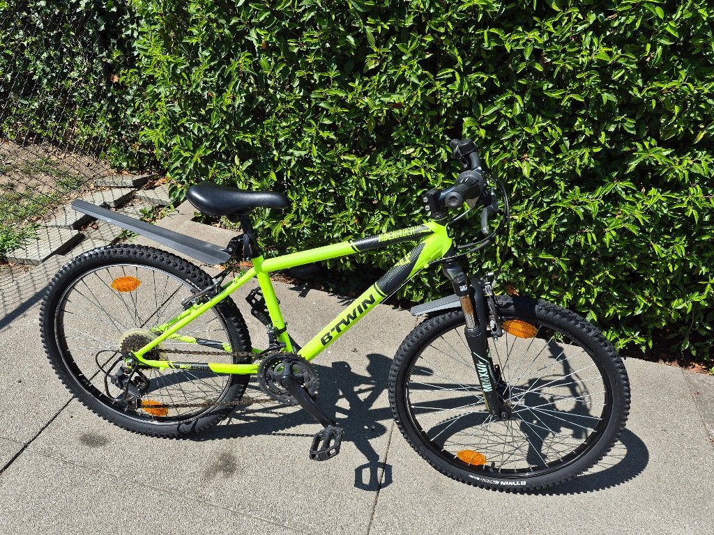 Jongensfiets 24", Fietsen en Brommers, Ophalen, Velgrem, B-Twin, Versnellingen
