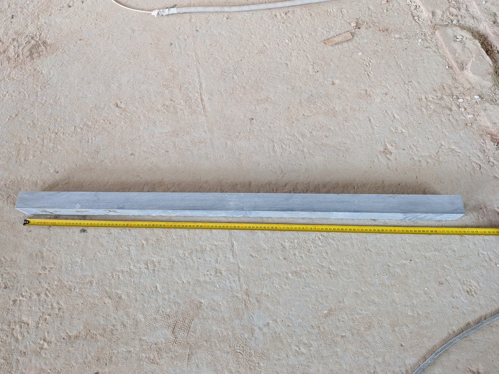 Blauwe steen 115x5x5cm, Ophalen