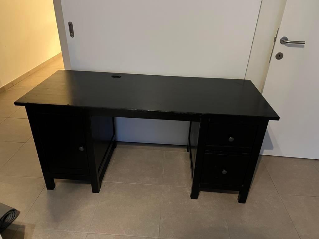 Bureau hemnes ikea, Huis en Inrichting, Ophalen