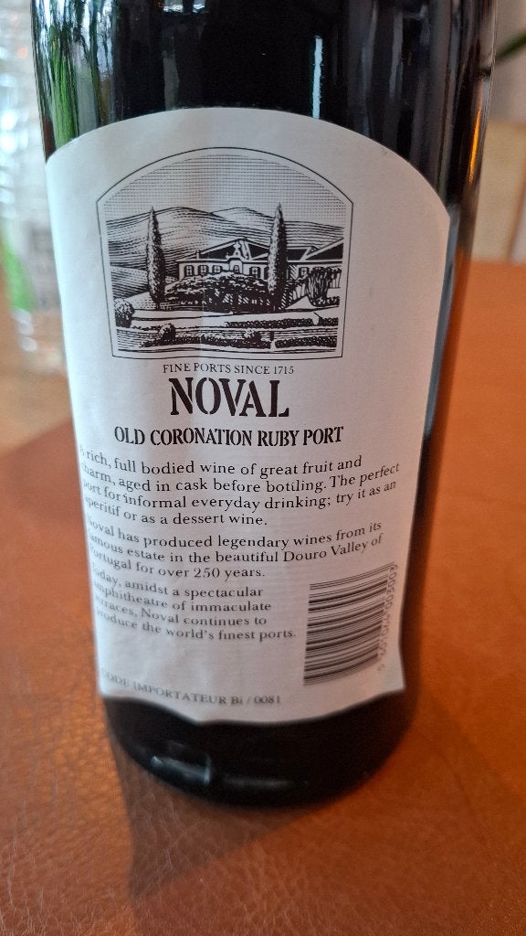 Bouteille pleine de Porto, Collections, Enlèvement, Neuf, Porto, Pleine