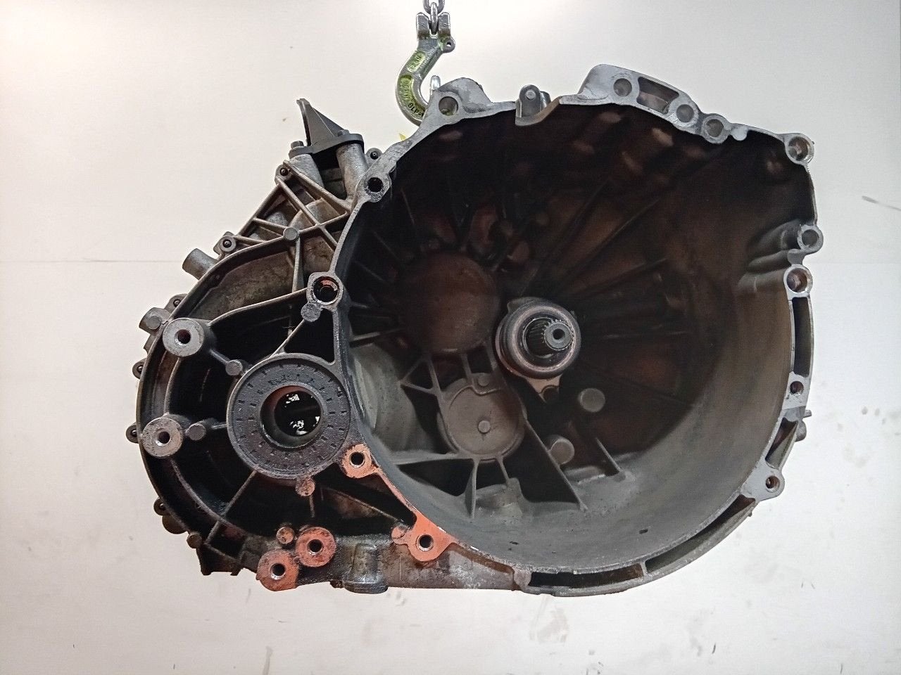 Versnellingsbak schakel Volvo V40, Onderdelen@venauto.nl, Van der Ven Autorecycling B.V., Ettenseweg 76, 4706 PB Roosendaal, The Netherlands