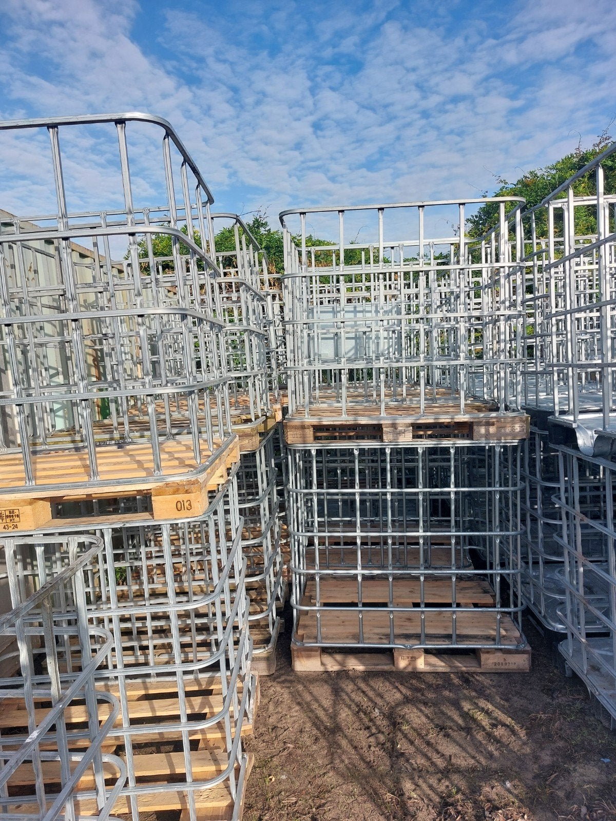 Ibc lege kooien, Ophalen