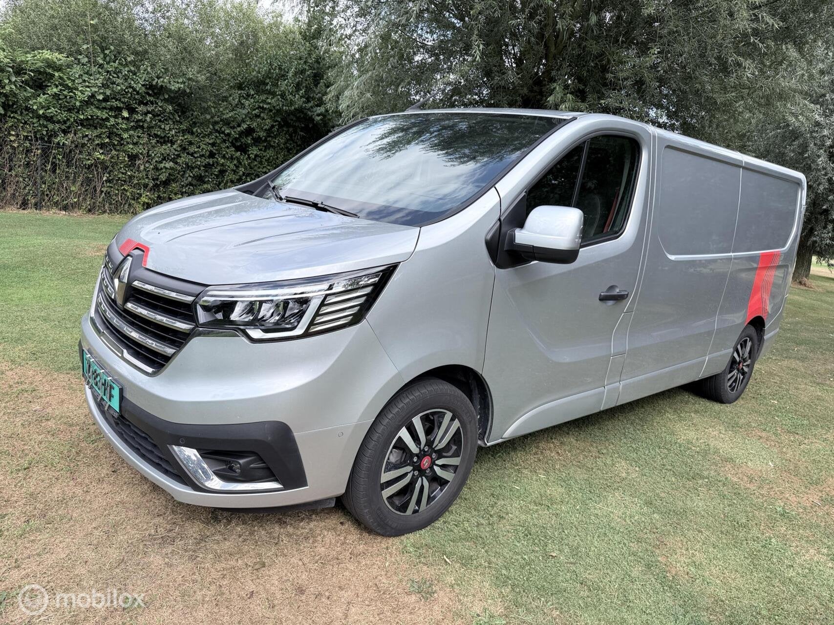 Renault Trafic 2.0 dCi 150 AUTOMAAT L2H1 2025 € 19.900,-, Autos : Divers, Voitures accidentées, Renault, Automatique, Diesel, Autre carrosserie