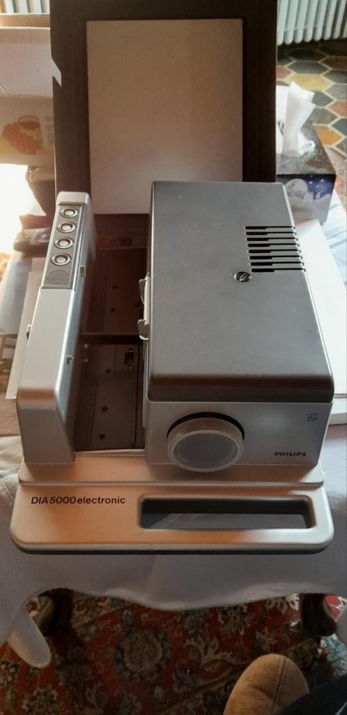 Diaprojector, Enlèvement