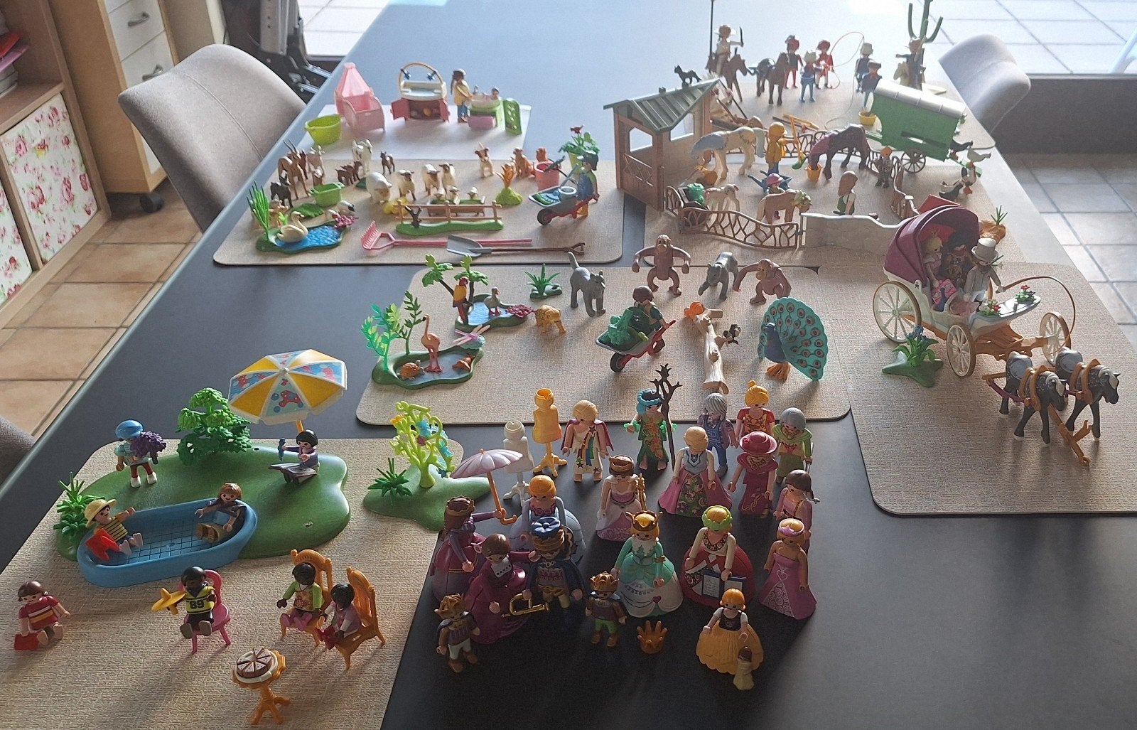 Playmobiel Groot Kasteel met heel veel bijhorigheden, Kinderen en Baby's, Speelgoed | Playmobil, Ophalen