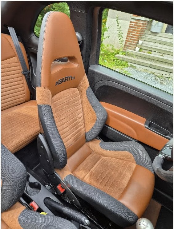 595C Competizione | Bruin Alcantara | Record Monza | 180pk, Auto's, Voorwielaandrijving, 4 zetels, 139 g/km, Euro 6