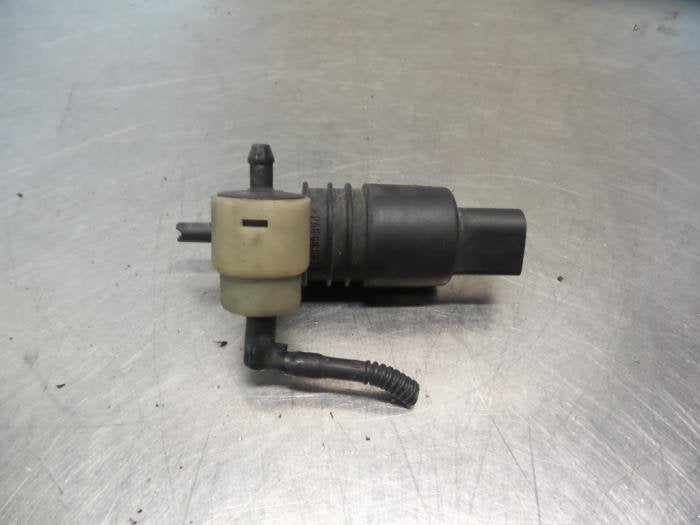 Pompe lave-glace avant d'un Audi A6 (A6 97-), -, 3 mois de garantie, Audi, Utilisé