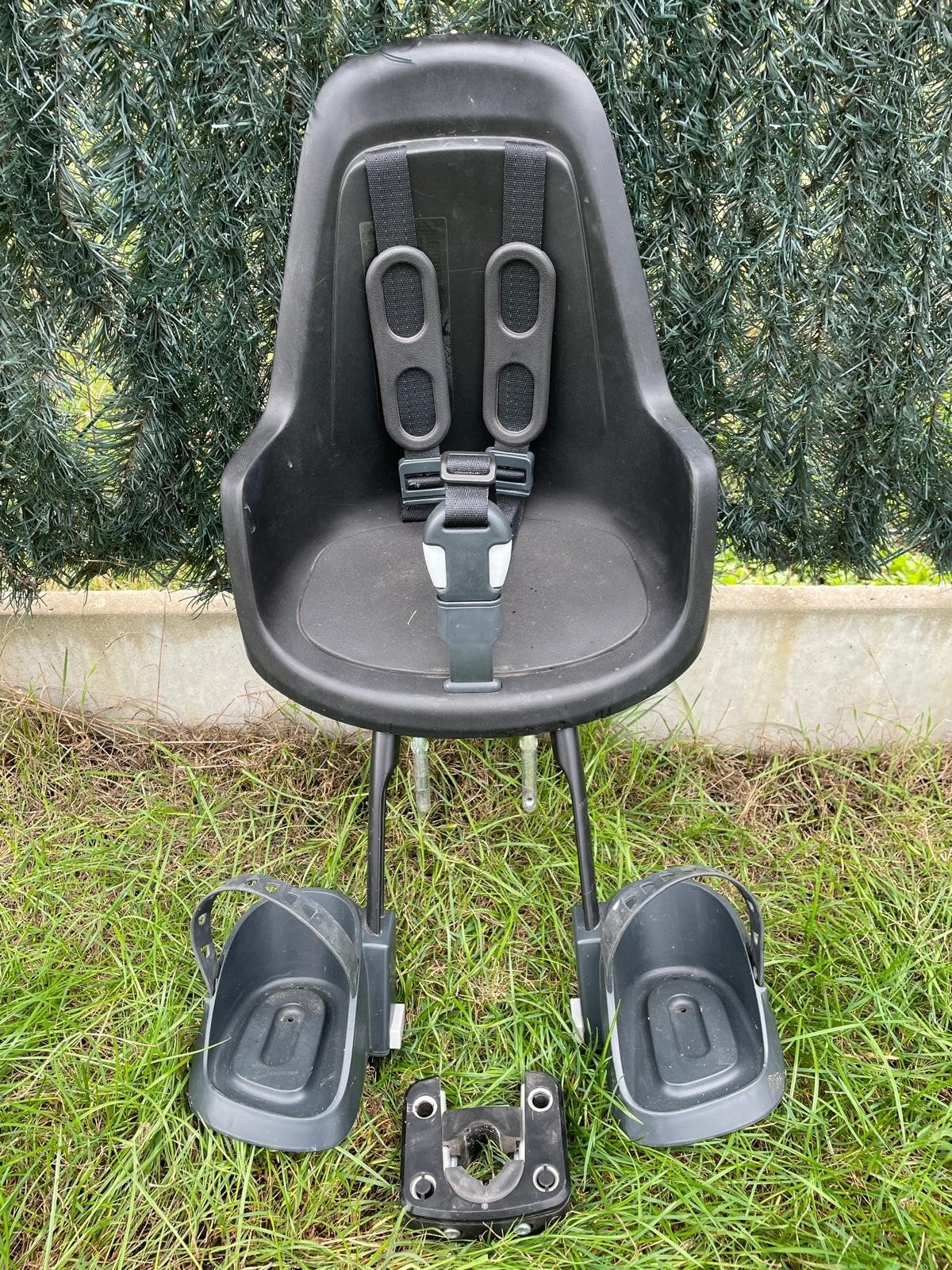 Bobike fietsstoelje vooraan (Mini ONE) + bevestiging, Ophalen of Verzenden, Bobike GO Mini, Gebruikt, Voetsteuntjes