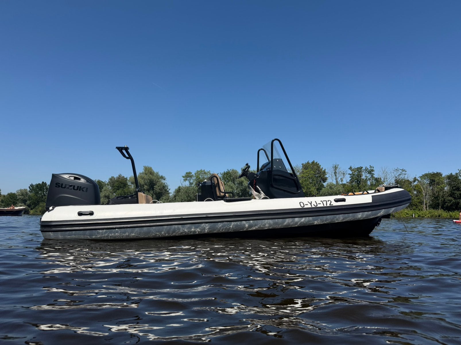 RIB Rubberboot 150 PK Suzuki STEALH / 2026 / Trailer, Watersport en Boten, Aluminium, Ophalen of Verzenden, Zo goed als nieuw