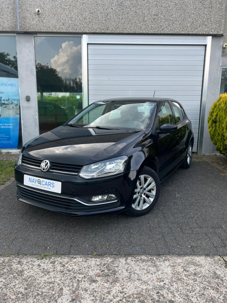 Volkswagen Polo / Benzine / 2016 / Bluetooth / 12M GARANTIE, Auto's, Voorwielaandrijving, Stof, Zwart, Bedrijf