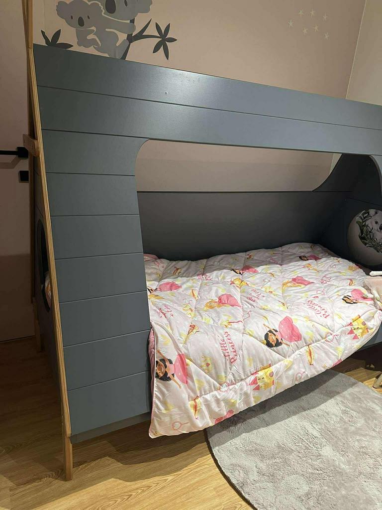 Tipi bed, Enlèvement, Comme neuf, Matelas