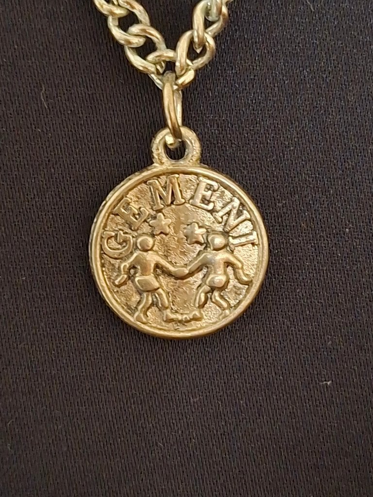 Zilveren halsketting Tweelingen, Handtassen en Accessoires, Kettingen, Met hanger, Gebruikt, Ophalen of Verzenden, Zilver