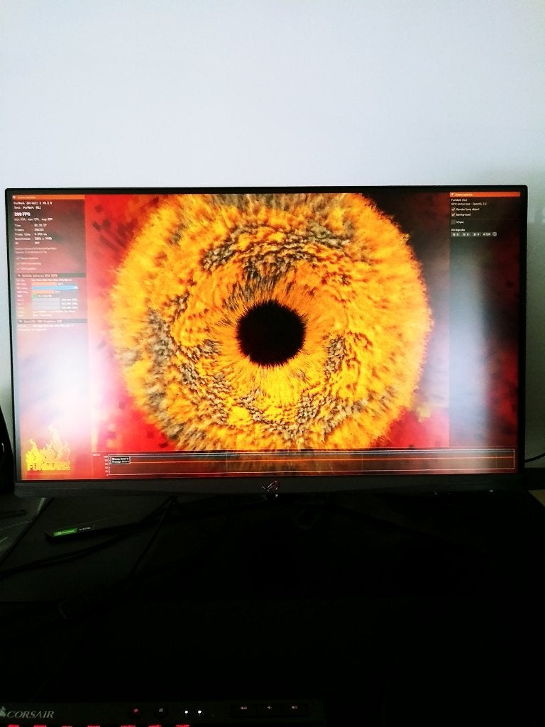RTX 5070 GIGABYTE GAMING-PC 12 GB, Computers en Software, Ophalen, Overige soorten, Zo goed als nieuw, HDMI