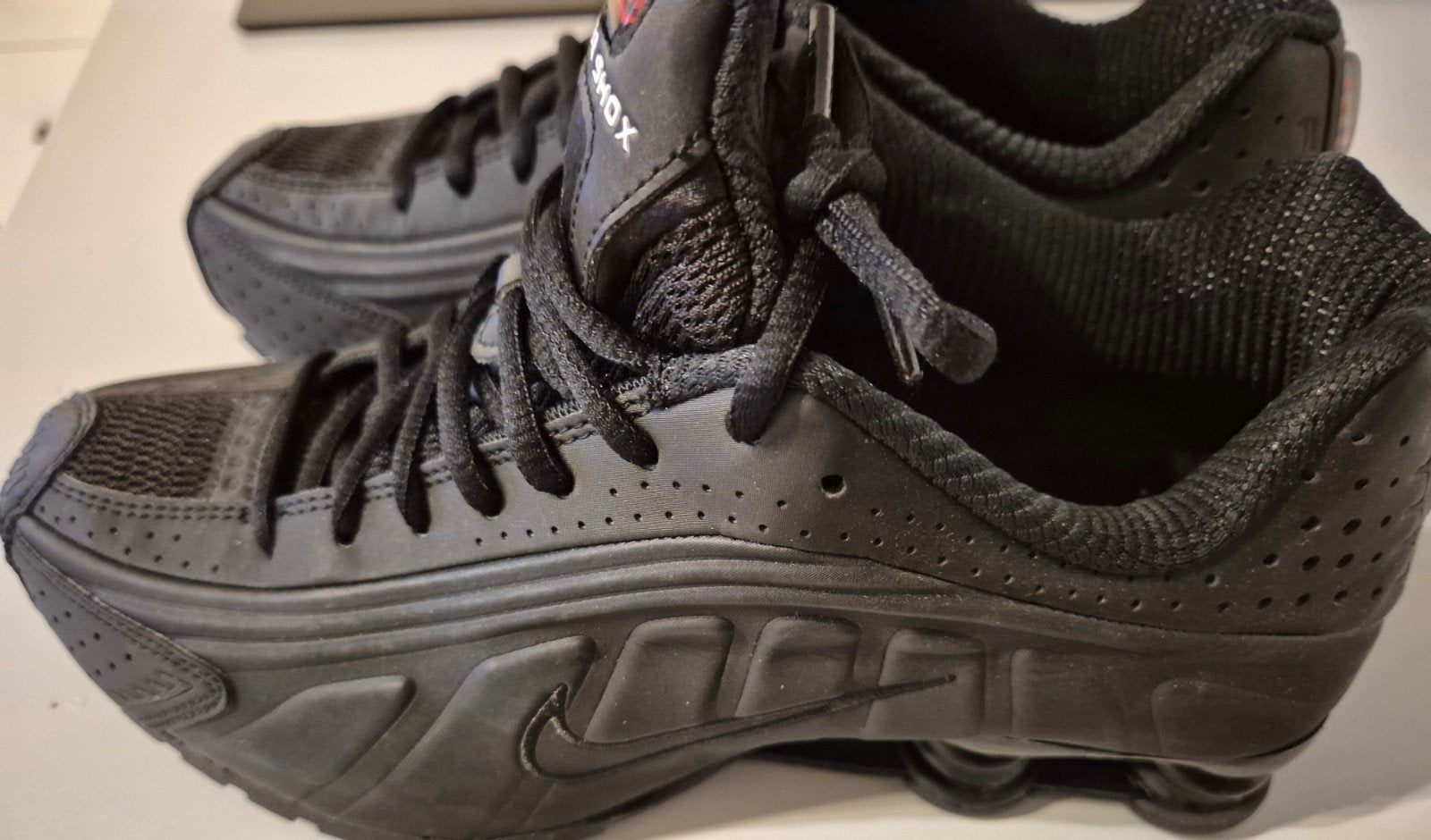 nieuwe nike shox maat 40, Enlèvement ou Envoi, Neuf