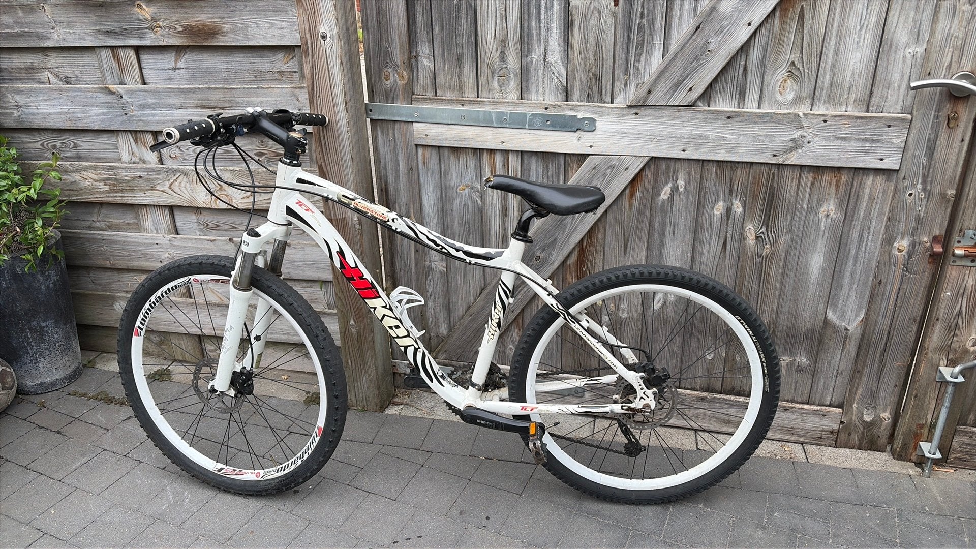 Mtb wit perfecte conditie niet kapot, Fietsen en Brommers, Hardtail, Heren, Zo goed als nieuw, Schijfrem